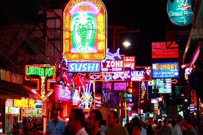 Phố đêm Patong